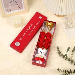 Aranjament Floral Miraza, Trandafir Aurit, Trandafiri de Sapun, Ursulet de Plus, 33.5 x 7 cm, Rosu - 4