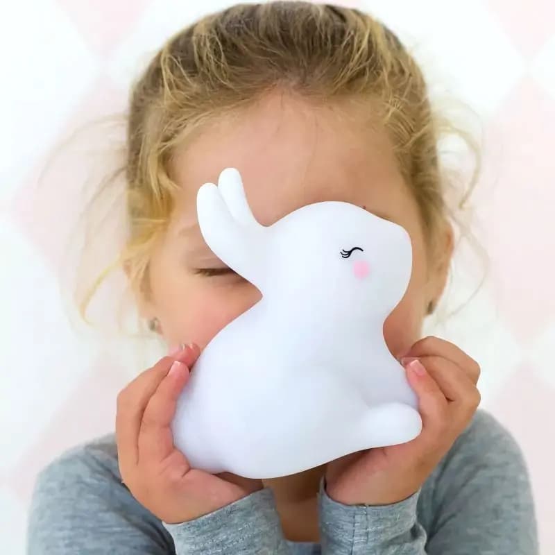 Lampa de Veghe pentru Copii Iepuras, LED, Baterii LR44, Alb