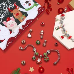 Set Creație Bijuterii pentru Fete, Cadou de Sărbători, 44 Piese, Charmuri, Pandantive, Brățări, Lănțișoare, 20x17 cm 20x17 cm - 4