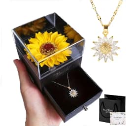Set Colier si Cutie Floarea Soarelui Parfumata, Lantisor din Otel Inoxidabil, Punga si Felicitare Incluse - 1