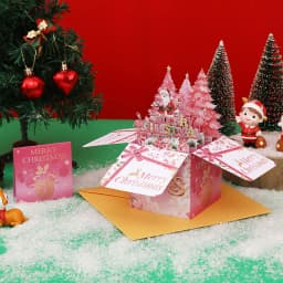 felicitare pop up pe masa